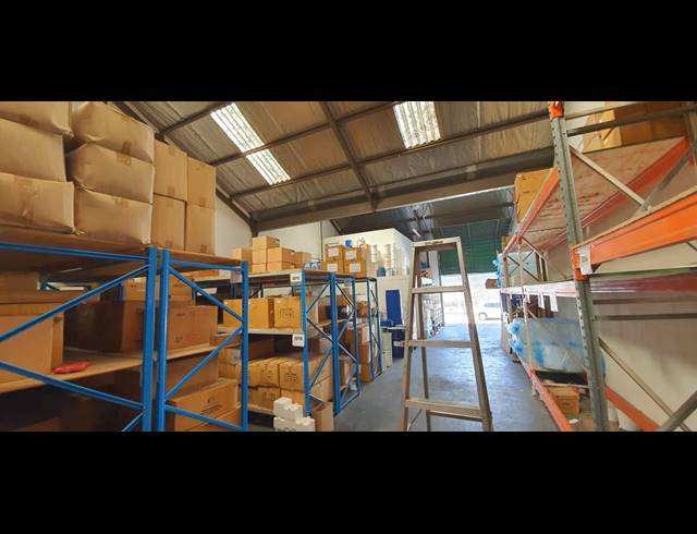 210M² WAREHOUSE TO LET IN AIRPORT INDUSTRIA